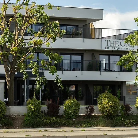 The One Boutique 酒店 4*